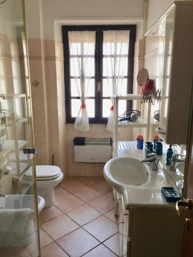 Casa Delfino - Appartamento Centro Storico A Due Passi Dalla Spiaggia & Mare, Porto & Ferrovia Civitavecchia Εξωτερικό φωτογραφία